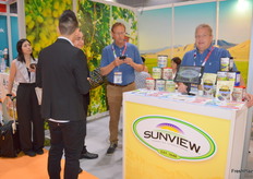 Bryan Roberts (right) and Brian Bean (left) had great interest from across Asia for their table grapes and raisins grown in California. 